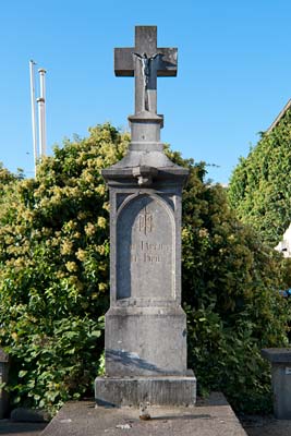 Oebel-Kreuz an der Gressenicher Straße 85, Votivkreuz